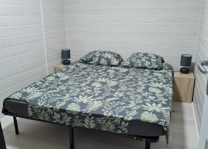 Апартаменты Leschenesverts *